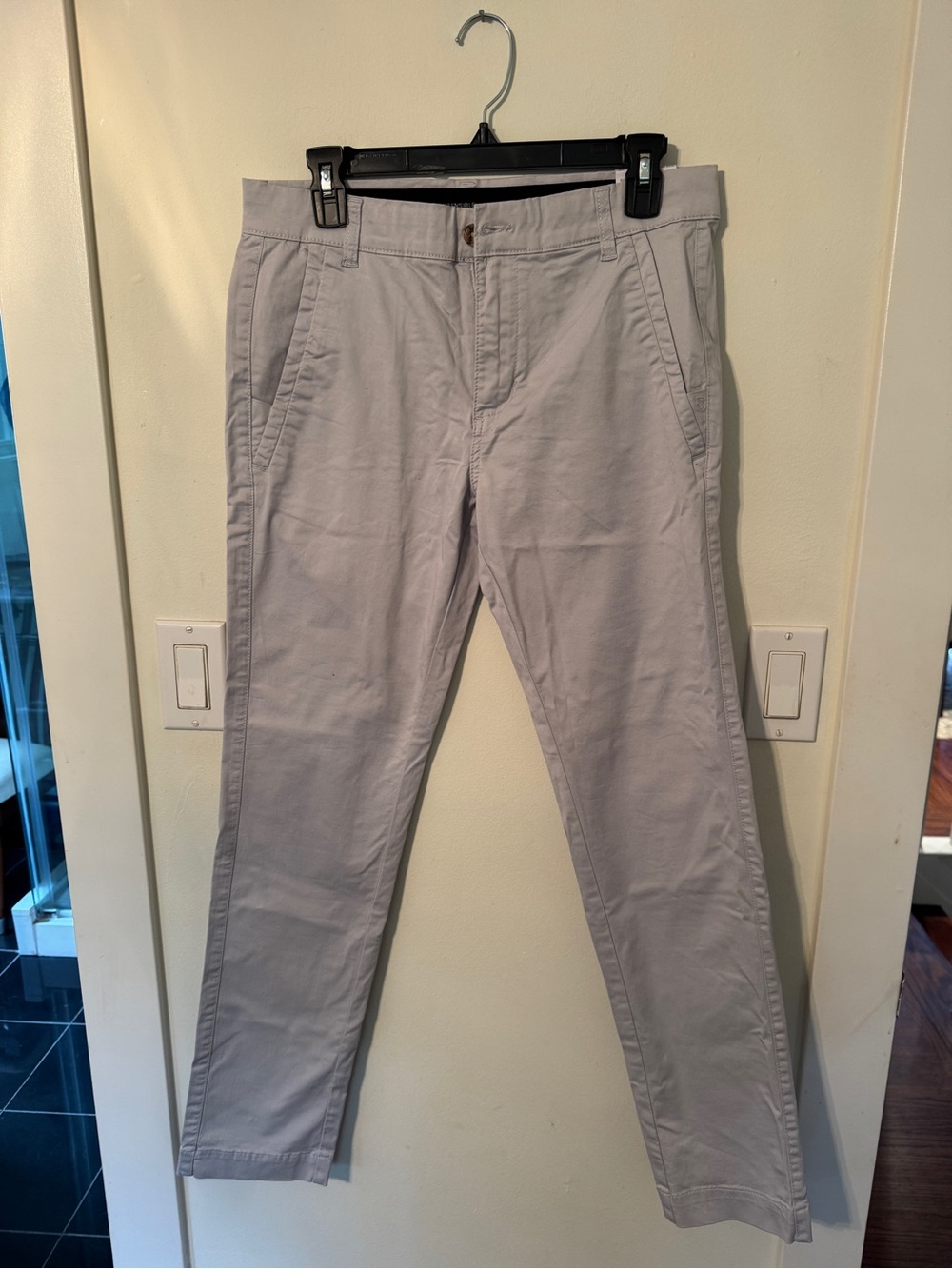 Men's Light Gray Chino Pants - Classic Slim Fit